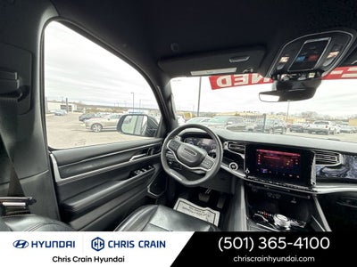 2023 Jeep Wagoneer Base