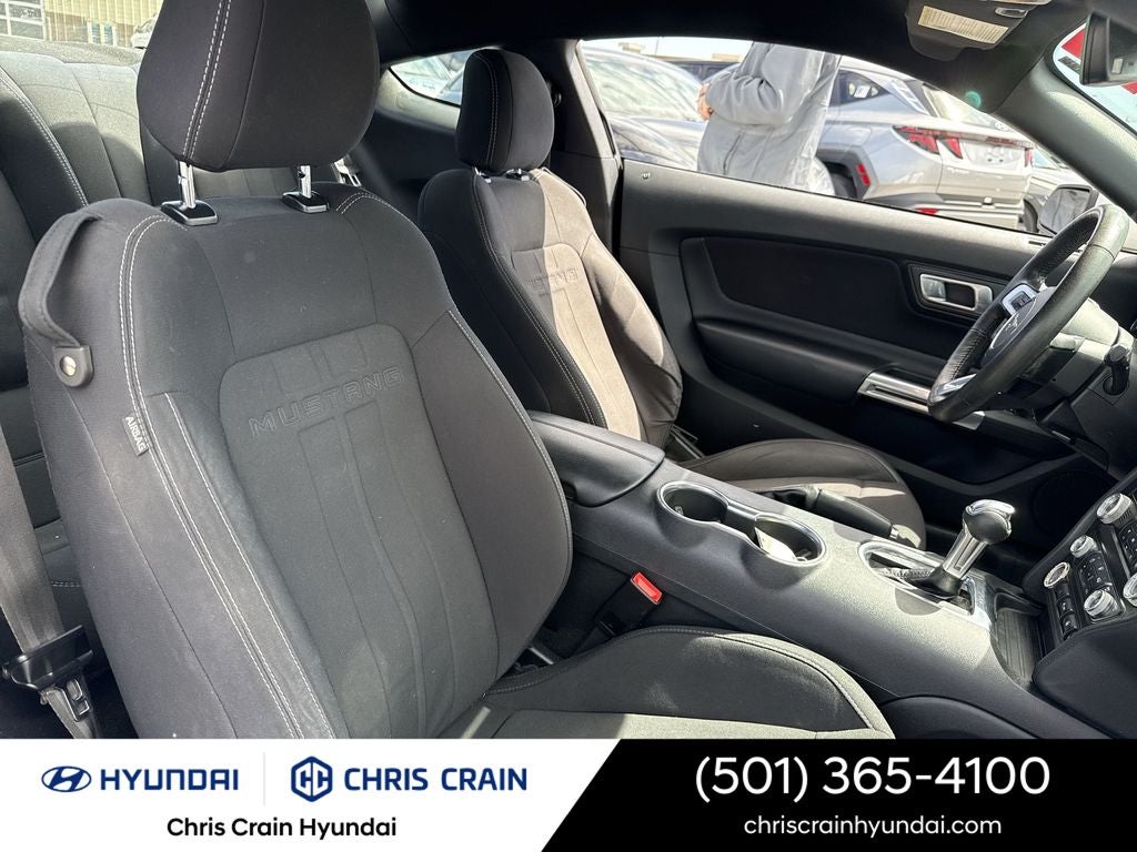 2022 Ford Mustang EcoBoost