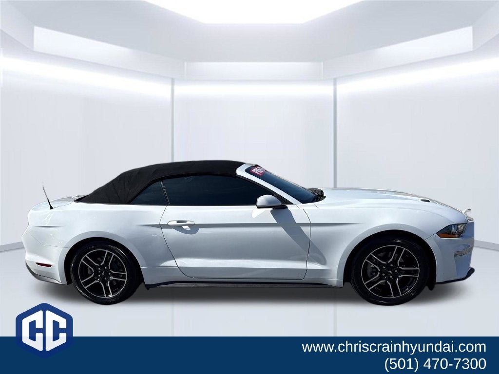 2022 Ford Mustang EcoBoost