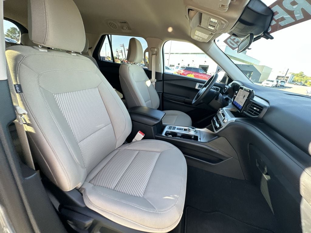 2024 Ford Explorer Base