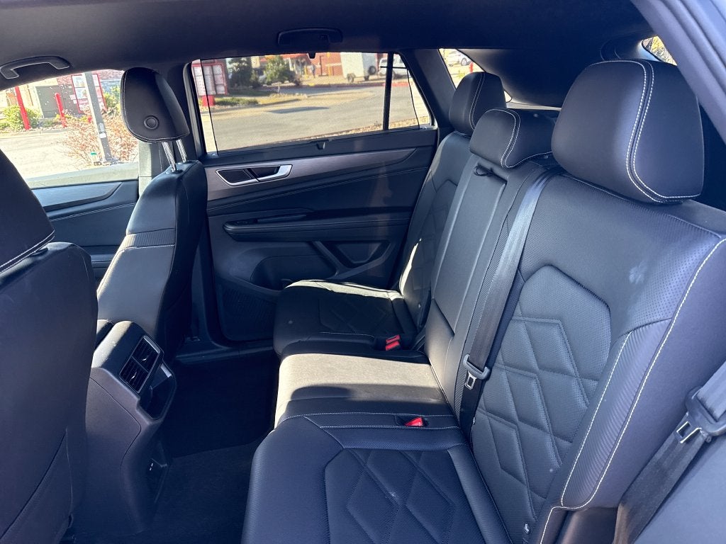 2026 Volkswagen Atlas Cross Sport SE w/Technology