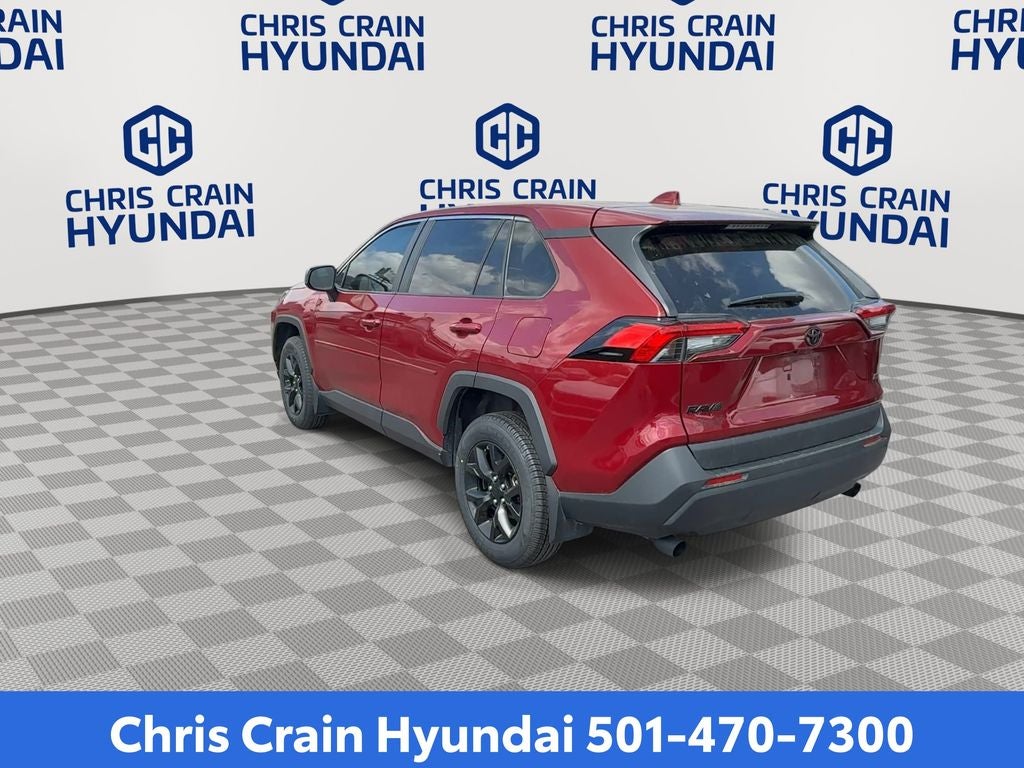 2024 Toyota RAV4 LE