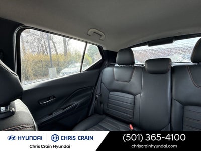 2019 Nissan Kicks SR