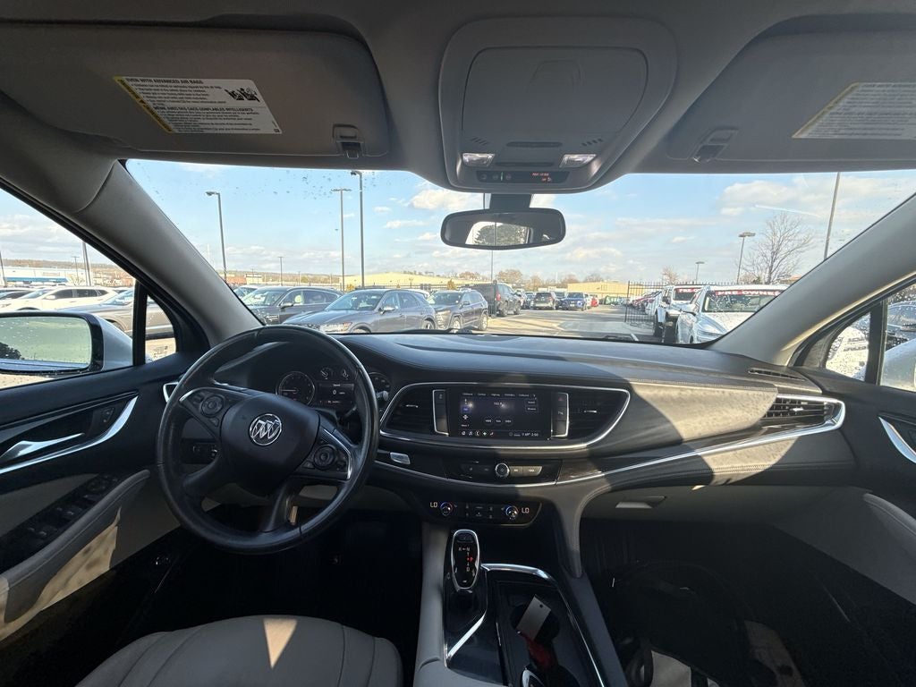 2021 Buick Enclave Essence