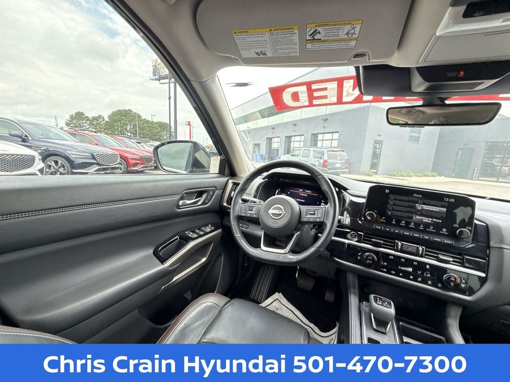 2024 Nissan Pathfinder Platinum