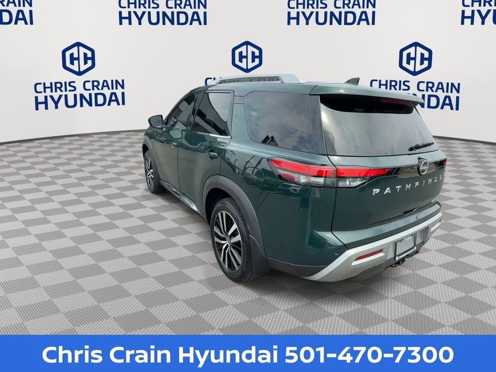 2024 Nissan Pathfinder Platinum