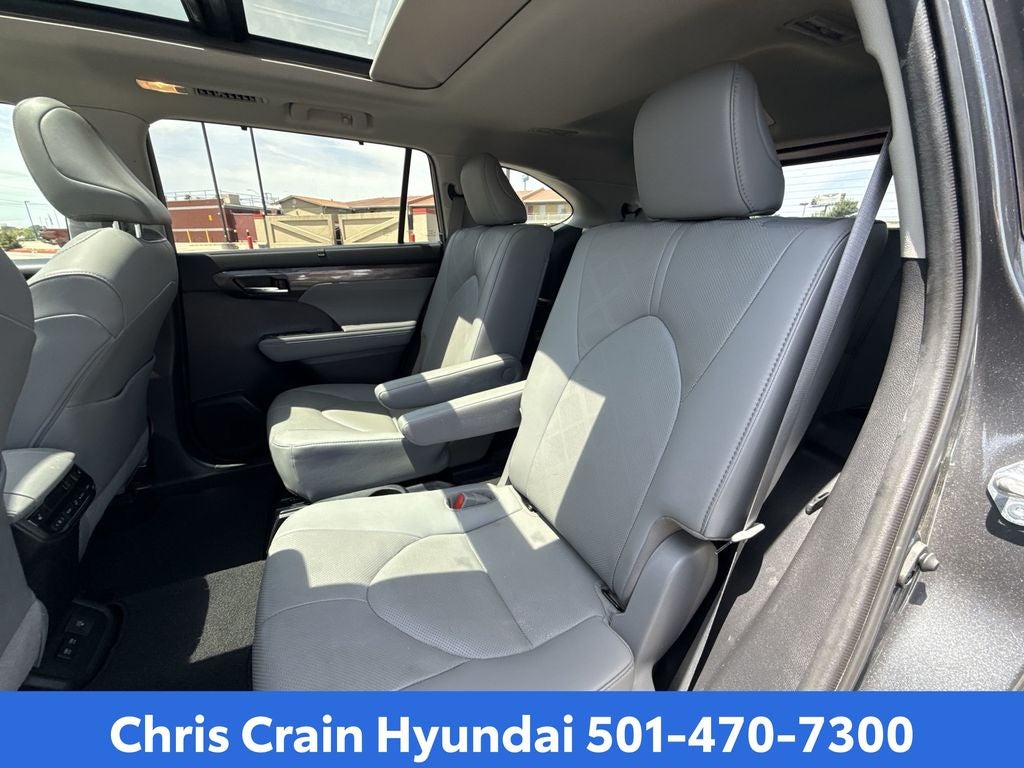 2021 Toyota Highlander Platinum