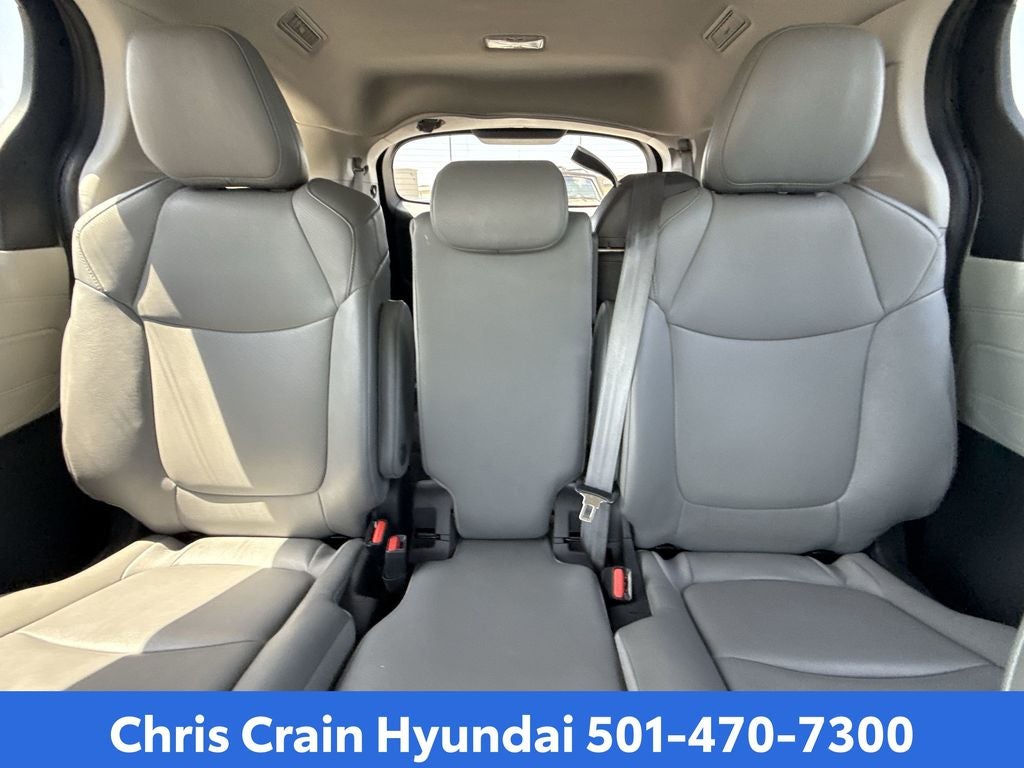 2024 Toyota Sienna XLE 8 Passenger