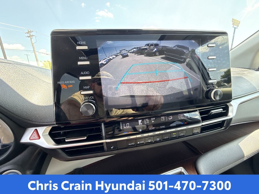 2024 Toyota Sienna XLE 8 Passenger