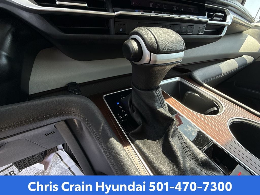 2024 Toyota Sienna XLE 8 Passenger