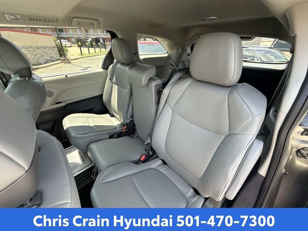 2024 Toyota Sienna XLE 8 Passenger