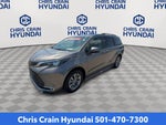 2024 Toyota Sienna XLE 8 Passenger