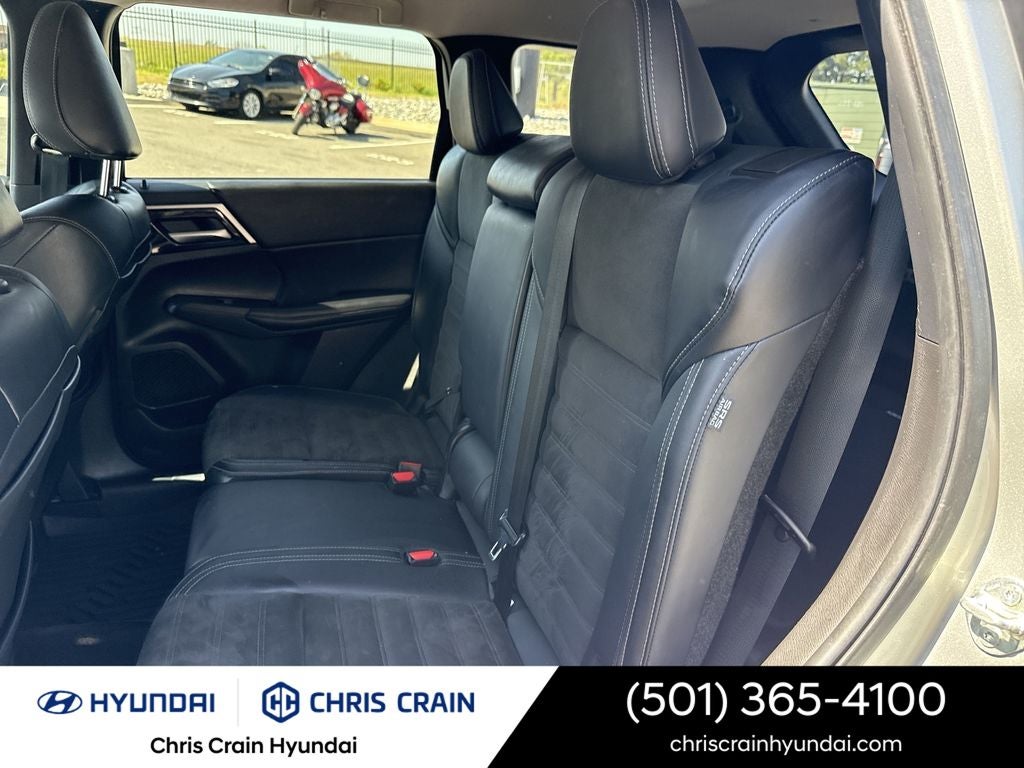 2024 Mitsubishi Outlander SE