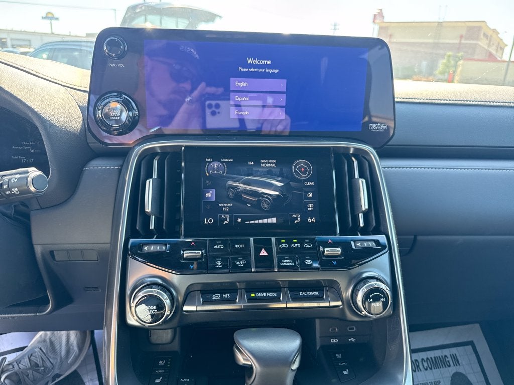2025 Lexus LX 600 Premium