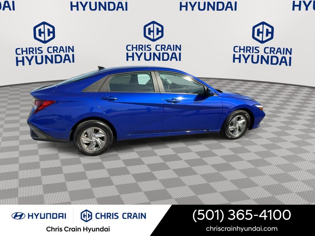 2024 Hyundai Elantra SE