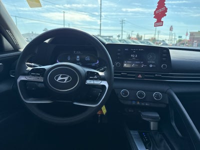 2026 Hyundai Elantra SE