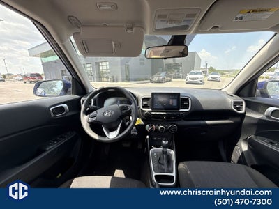 2025 Hyundai Venue SE