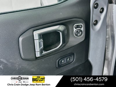 2024 Jeep Wrangler 4-Door Sahara 4x4