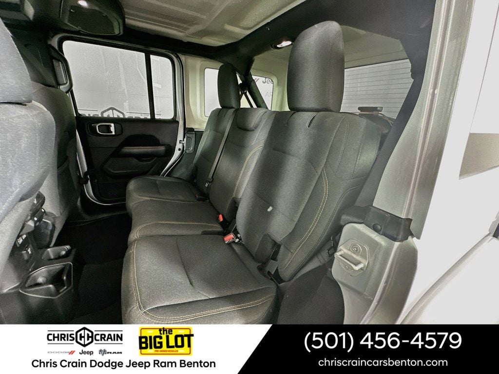 2024 Jeep Wrangler 4-Door Sahara 4x4