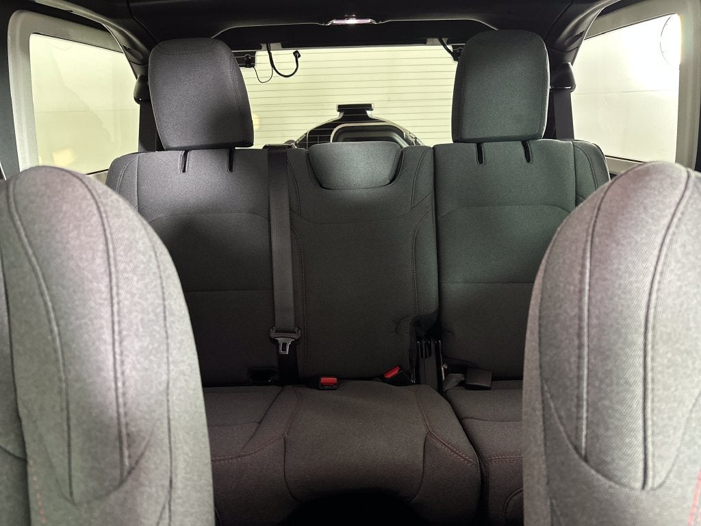 2027 Jeep Wrangler WRANGLER 4-DOOR RUBICON