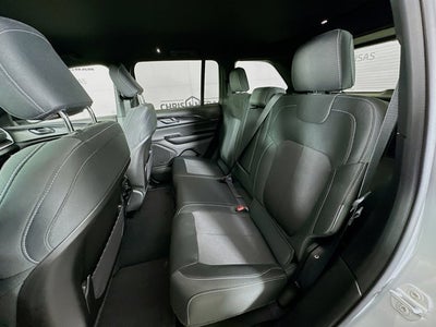 2025 Jeep Grand Cherokee GRAND CHEROKEE LAREDO 4X2