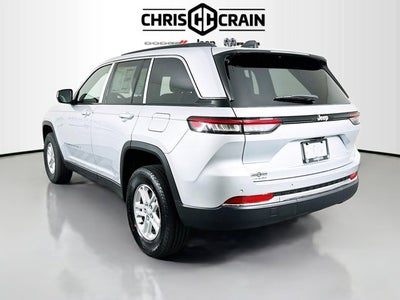 2025 Jeep Grand Cherokee GRAND CHEROKEE LAREDO 4X2