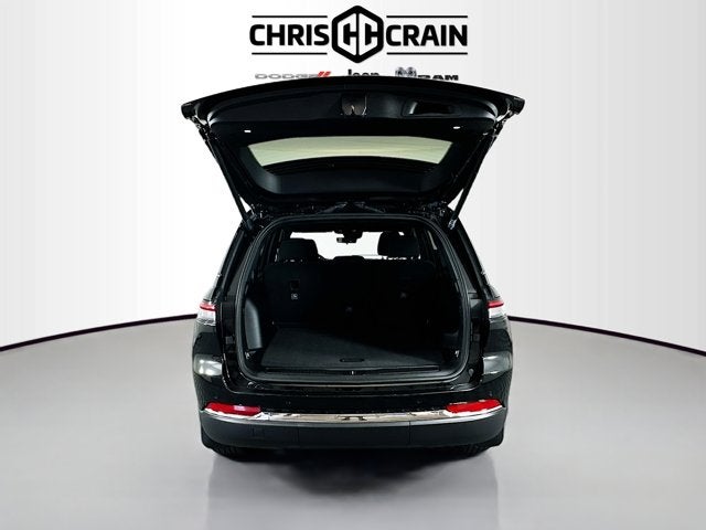 2025 Jeep Grand Cherokee GRAND CHEROKEE LAREDO X 4X2