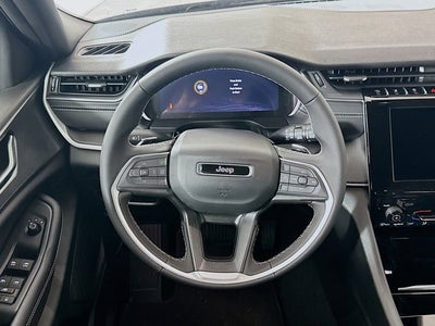 2025 Jeep Grand Cherokee GRAND CHEROKEE LAREDO 4X2