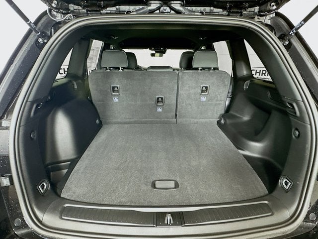 2025 Jeep Grand Cherokee GRAND CHEROKEE LAREDO 4X2