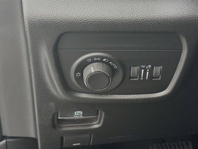 2025 Jeep Grand Cherokee GRAND CHEROKEE LAREDO X 4X2