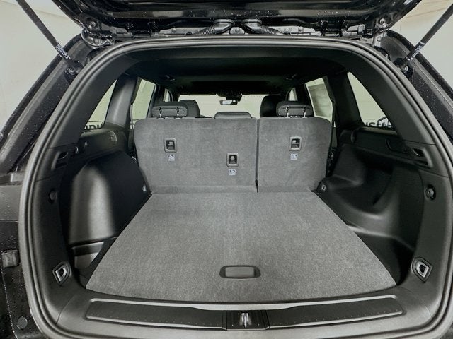 2025 Jeep Grand Cherokee GRAND CHEROKEE LAREDO X 4X2