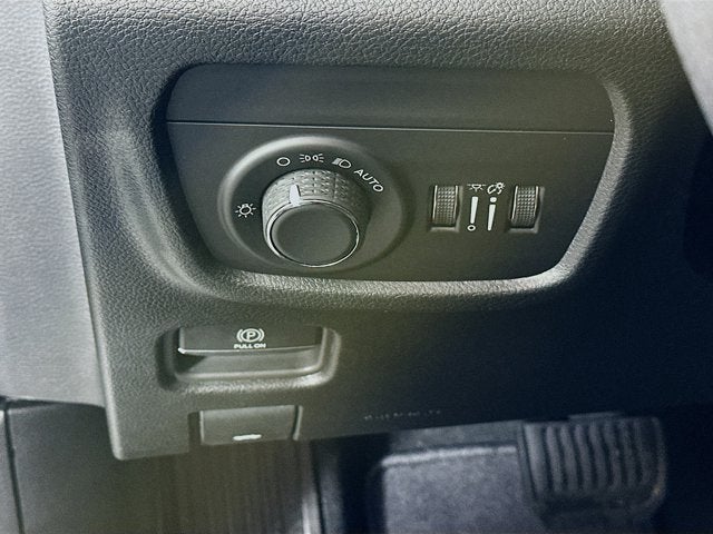 2025 Jeep Grand Cherokee GRAND CHEROKEE LAREDO X 4X2