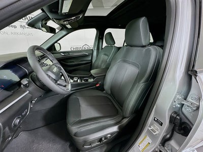 2025 Jeep Grand Cherokee GRAND CHEROKEE LAREDO X 4X2