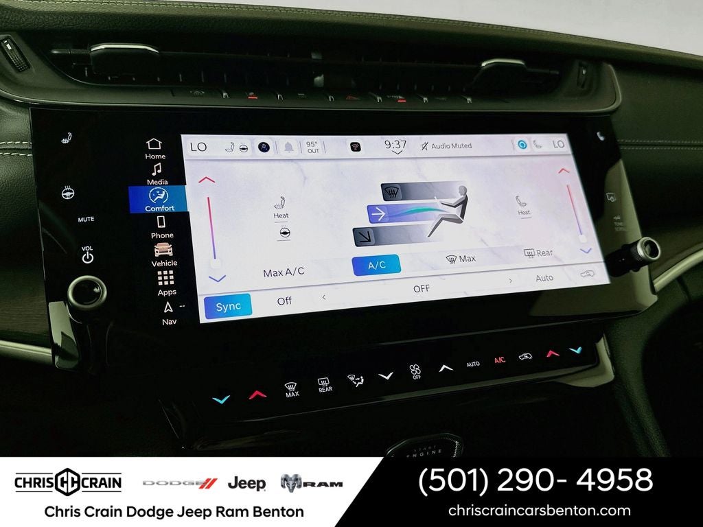 2027 Jeep Grand Cherokee Laredo Altitude