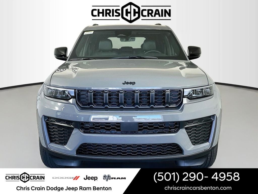 2027 Jeep Grand Cherokee Laredo Altitude