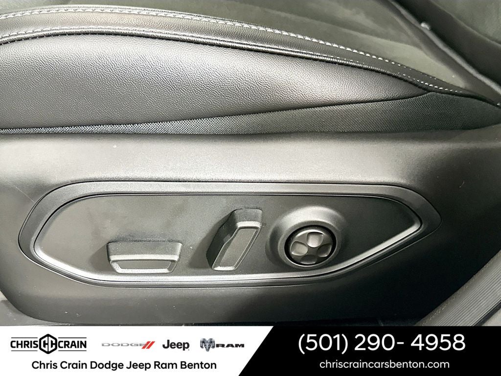 2025 Jeep Grand Cherokee GRAND CHEROKEE ALTITUDE 4X4