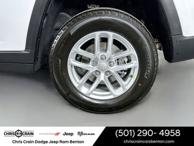 2025 Jeep Grand Cherokee GRAND CHEROKEE LAREDO X 4X4