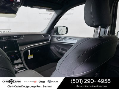 2026 Jeep Grand Cherokee GRAND CHEROKEE LAREDO X 4X4