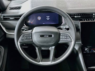 2027 Jeep Grand Cherokee GRAND CHEROKEE LAREDO 4X4