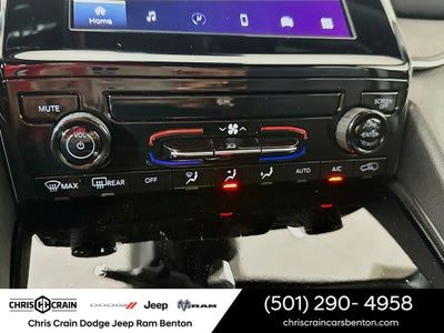 2025 Jeep Grand Cherokee GRAND CHEROKEE LAREDO X 4X4