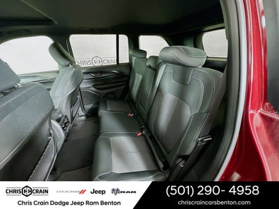 2025 Jeep Grand Cherokee GRAND CHEROKEE LAREDO X 4X4