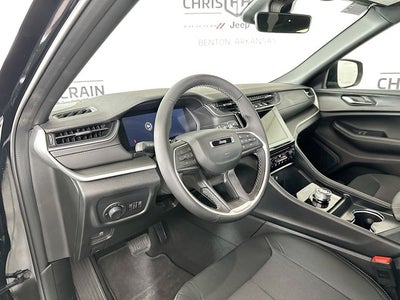 2025 Jeep Grand Cherokee GRAND CHEROKEE LAREDO 4X4