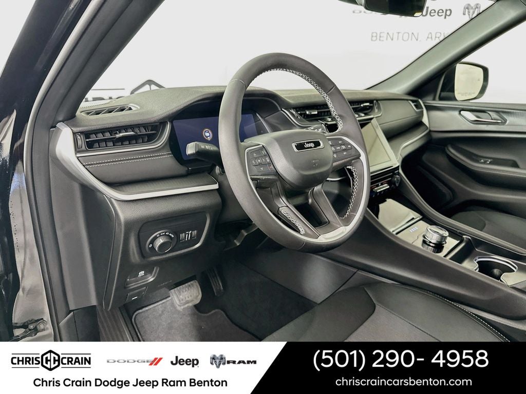 2026 Jeep Grand Cherokee GRAND CHEROKEE LAREDO 4X4