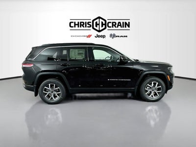 2027 Jeep Grand Cherokee GRAND CHEROKEE LAREDO 4X4