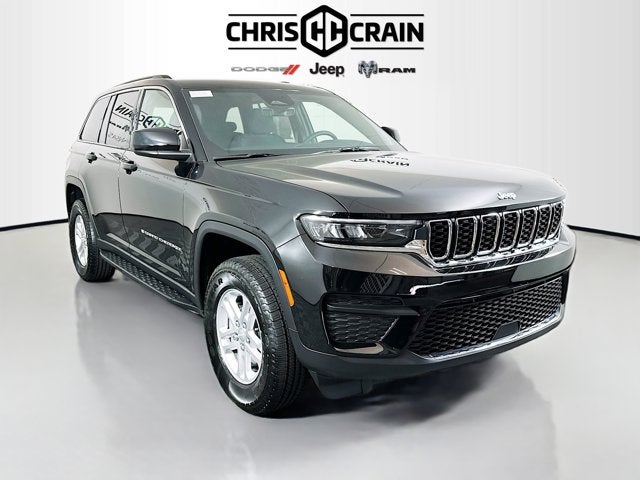 2025 Jeep Grand Cherokee GRAND CHEROKEE LAREDO 4X4