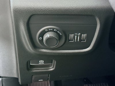 2025 Jeep Grand Cherokee GRAND CHEROKEE LAREDO 4X4