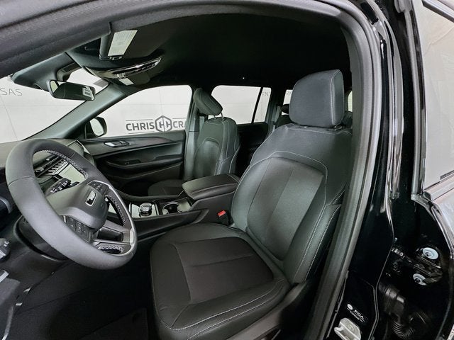 2025 Jeep Grand Cherokee GRAND CHEROKEE LAREDO 4X4