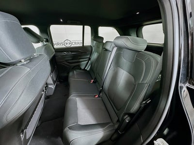 2025 Jeep Grand Cherokee GRAND CHEROKEE LAREDO 4X4