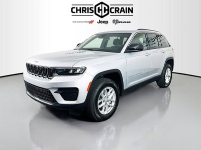 2025 Jeep Grand Cherokee GRAND CHEROKEE LAREDO X 4X4