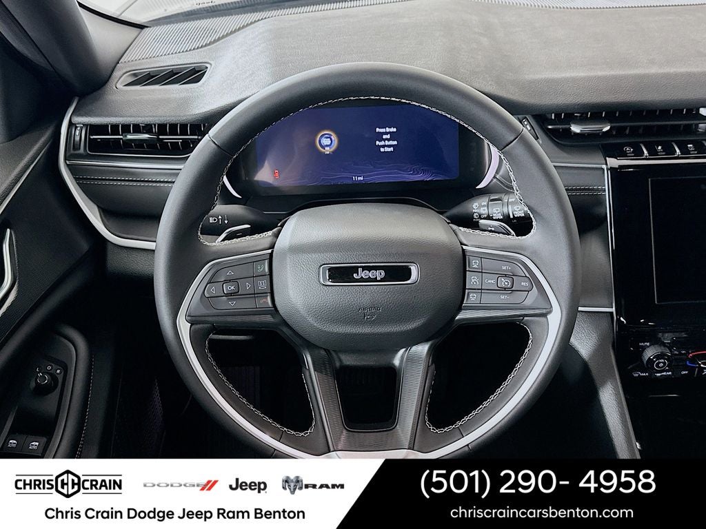 2025 Jeep Grand Cherokee GRAND CHEROKEE LAREDO X 4X4